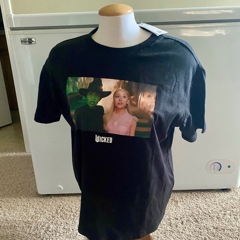 Womens Wicked Branded T-shirt from H&M size small - Brand new with Tags